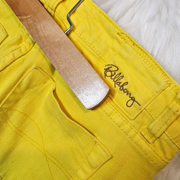 Billabong The Skinny Zippered Ankle Skinny Jeans - Picture 4 of 6